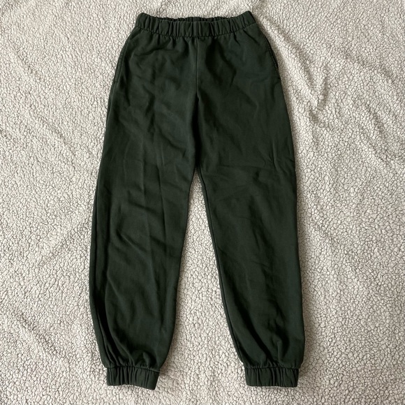 Brandy Melville Dark Green Rosa Sweatpants - Picture 2 of 3